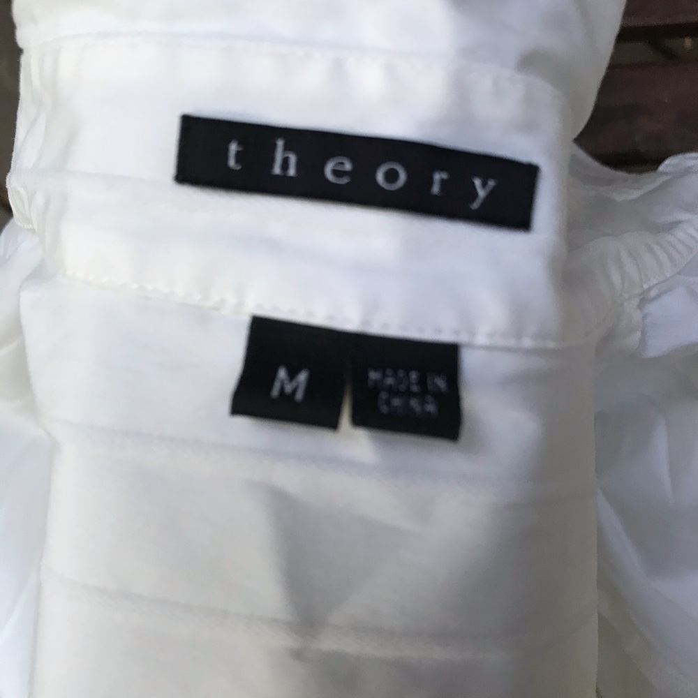 THEORY  BUTTON DOWN SHIRT IN  GREAT CONDITION - Picture 5 of 5